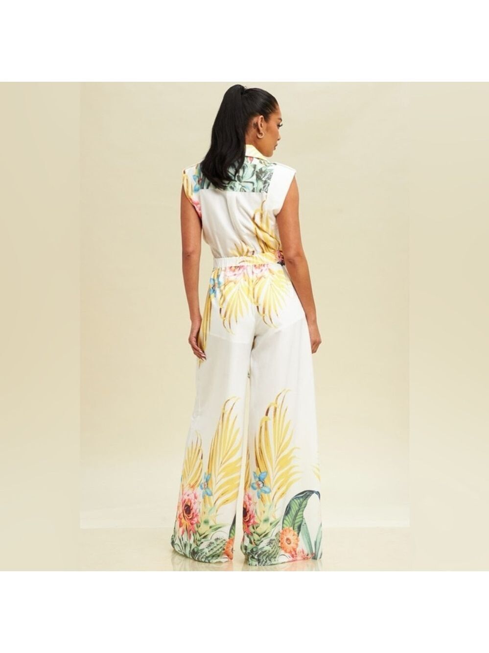 Luxxel white tropical floral sleeveless belted jumpsuit pockets Medium NEW NWT - Picture 12 of 15